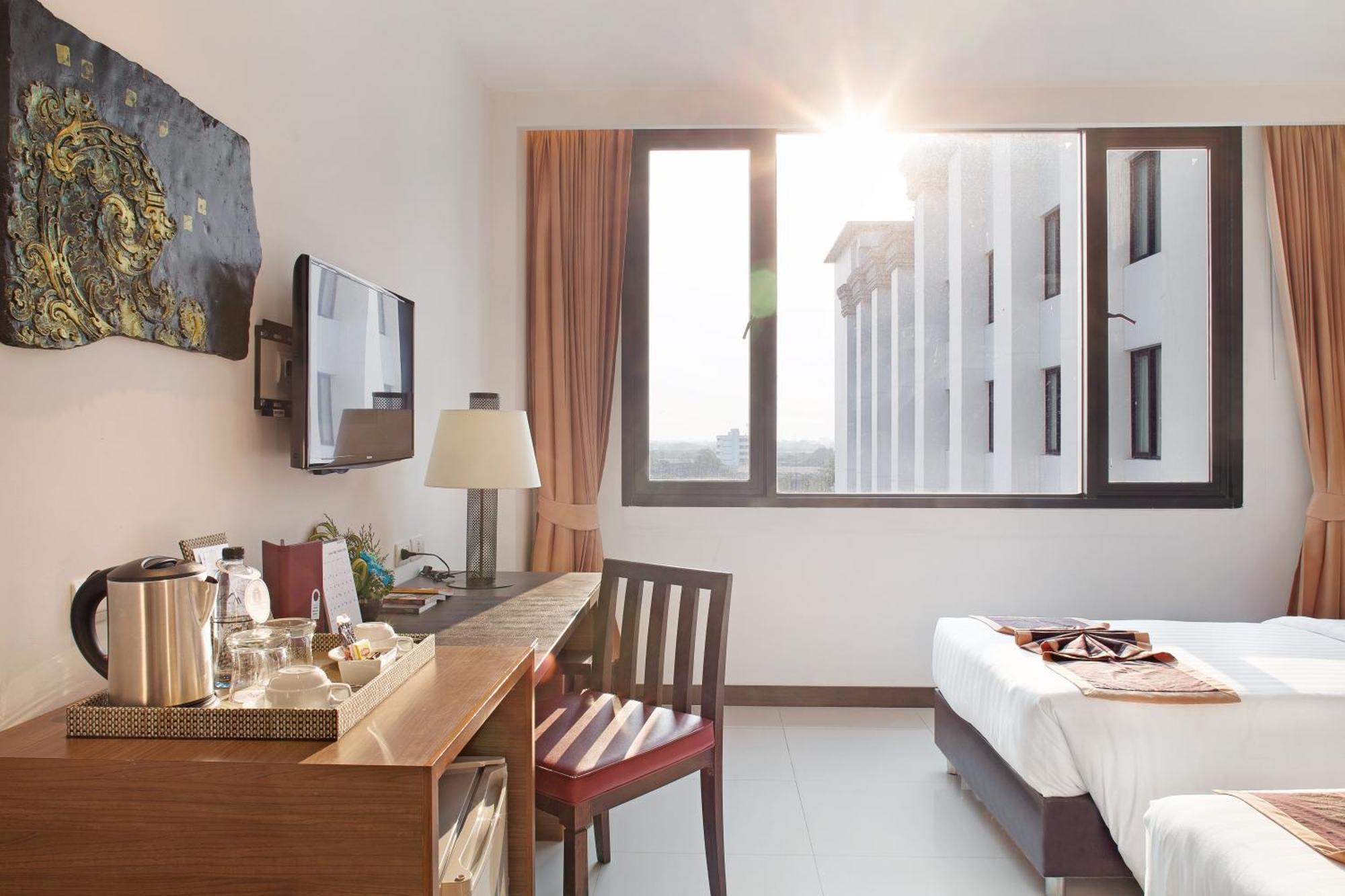 Mida Grande Hotel Dhavaravati Nakhon Pathom - Sha Plus Eksteriør bilde